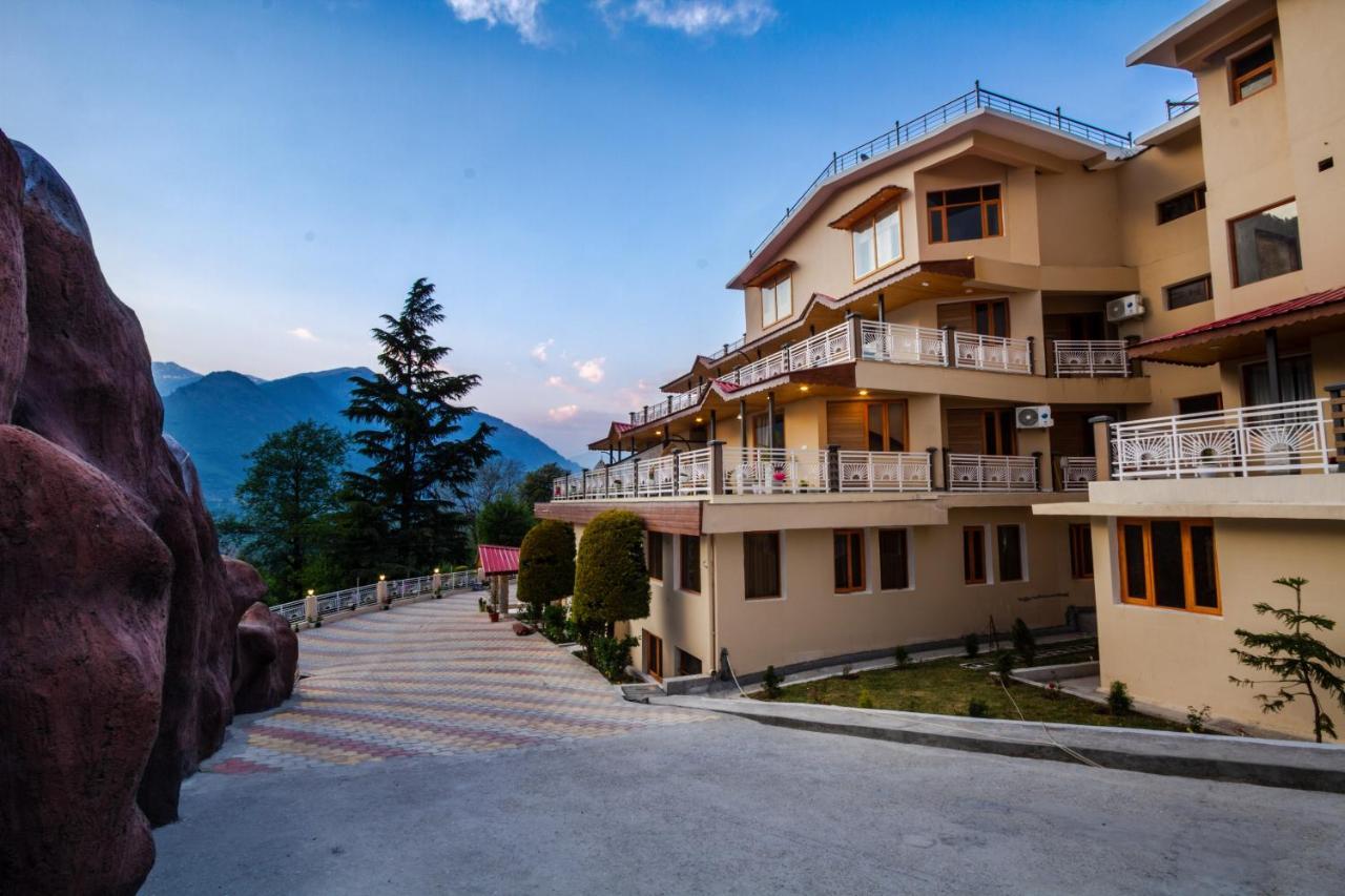 Anand Vardhan Resorts Manāli Kültér fotó
