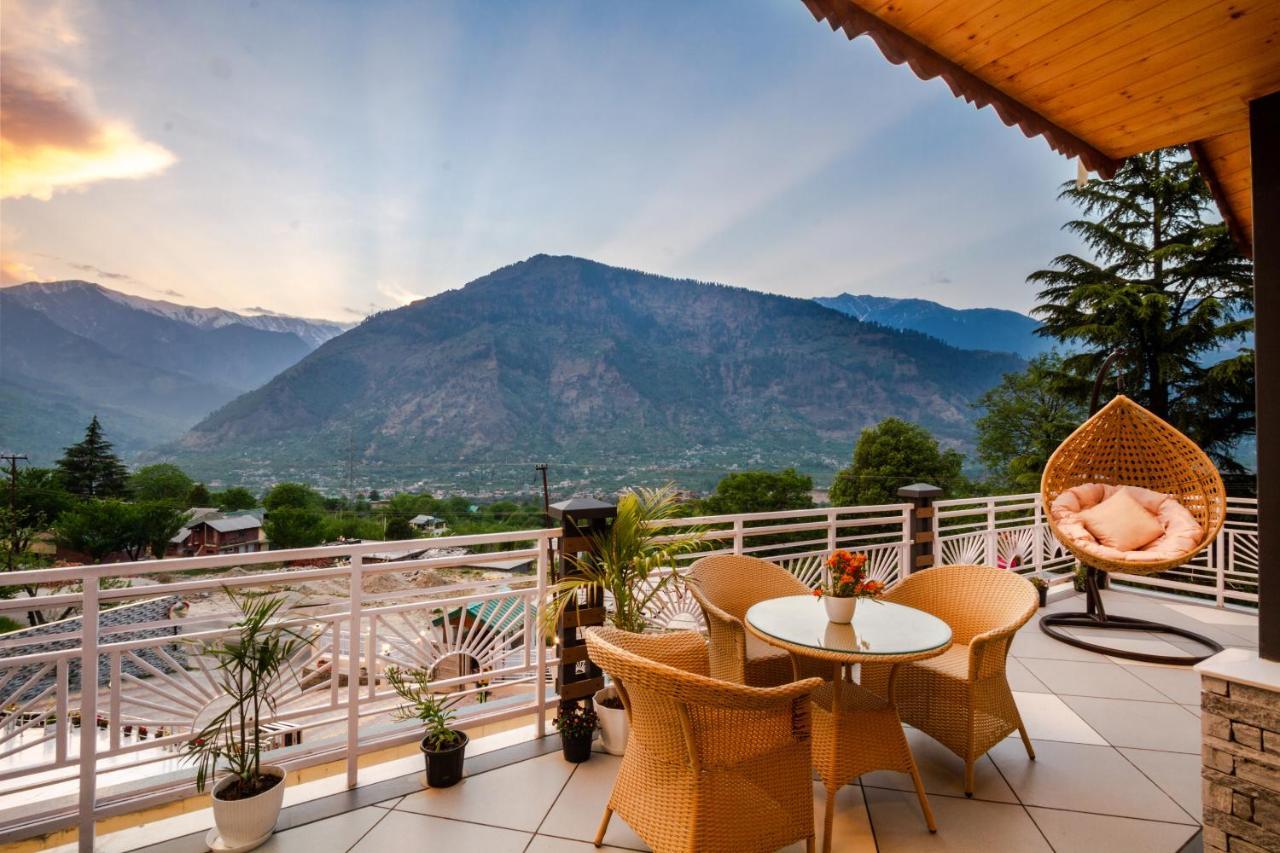 Anand Vardhan Resorts Manāli Kültér fotó