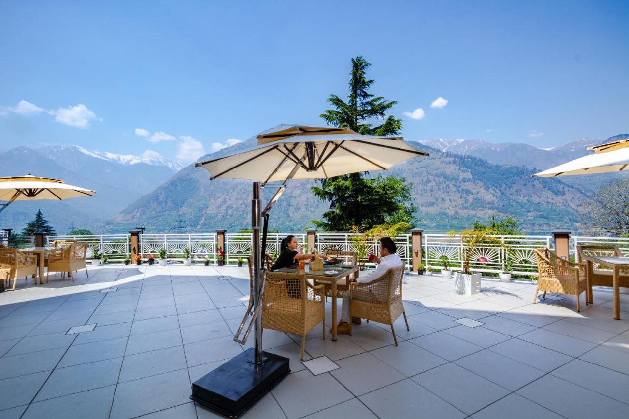 Anand Vardhan Resorts Manāli Kültér fotó