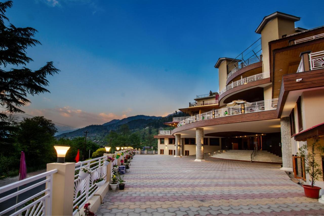 Anand Vardhan Resorts Manāli Kültér fotó