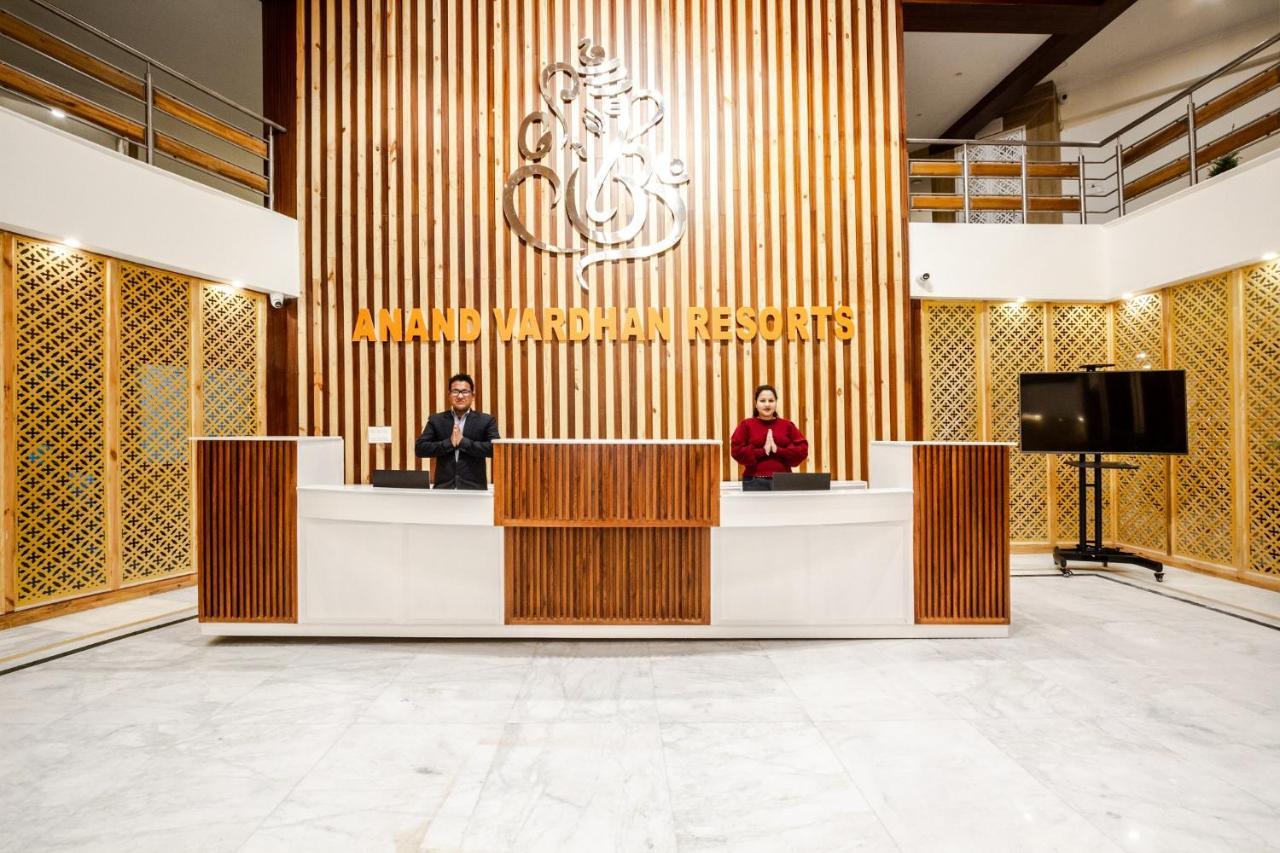 Anand Vardhan Resorts Manāli Kültér fotó