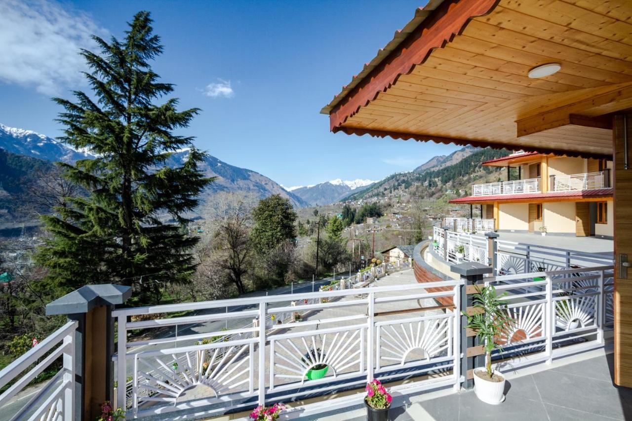 Anand Vardhan Resorts Manāli Kültér fotó
