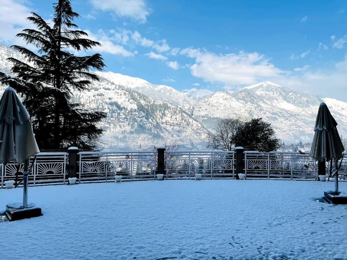 Anand Vardhan Resorts Manāli Kültér fotó