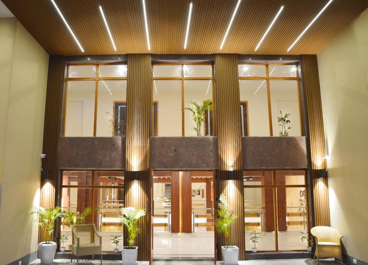 Anand Vardhan Resorts Manāli Kültér fotó