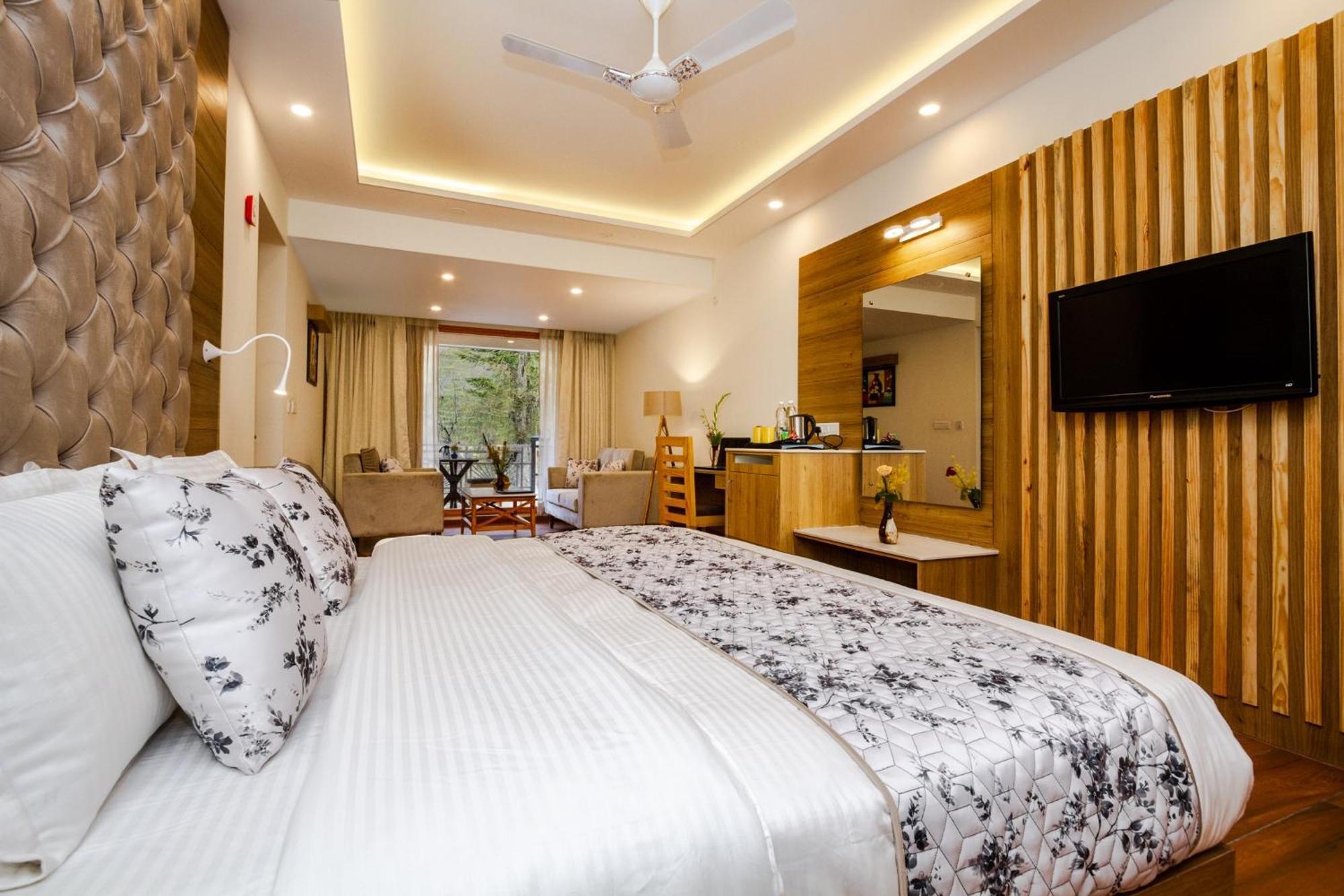 Anand Vardhan Resorts Manāli Szoba fotó
